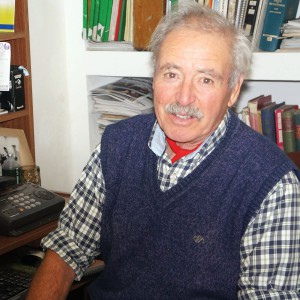 Jorge Villalba nos recibió en su Veterinaria Tandil para comentarnos no sólo cómo lleva adelante su servicio de asesoramiento integral a productores ganaderos, sino también los rubros de venta de ropa de trabajo y talabartería que recientemente sumó al local comercial. Jorge Villalba nos recibió en su Veterinaria Tandil para comentarnos no sólo cómo lleva adelante su servicio de asesoramiento integral a productores ganaderos, sino también los rubros de venta de ropa de trabajo y talabartería que recientemente sumó al local comercial.