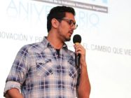 Fabricio Ballarini en el evento Aniversario de MOTIVAR.