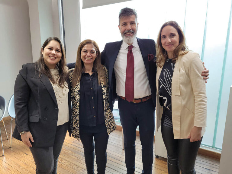Alo Brenda Rojas Unl Potencia Junto A Alicia Lavernia Gustavo Oliva Y Veronica Bertini